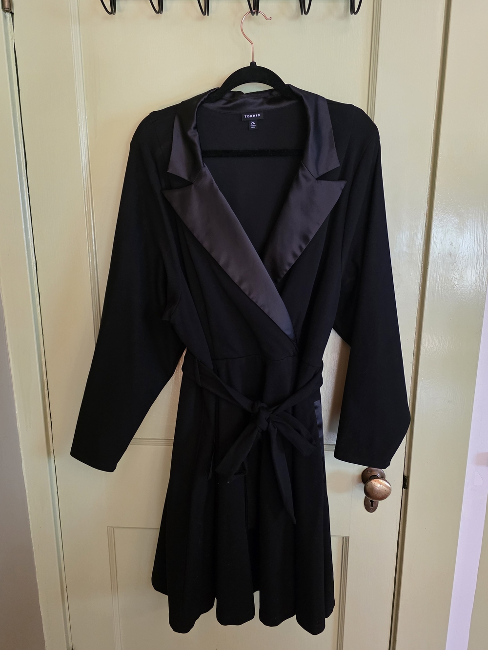 Torrid Black Satin-Trim Robe Dress